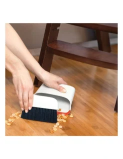 OXO Good Grips Compact Dustpan & Brush Set In White -Maxwell Williams Store 655885900 6 720x928