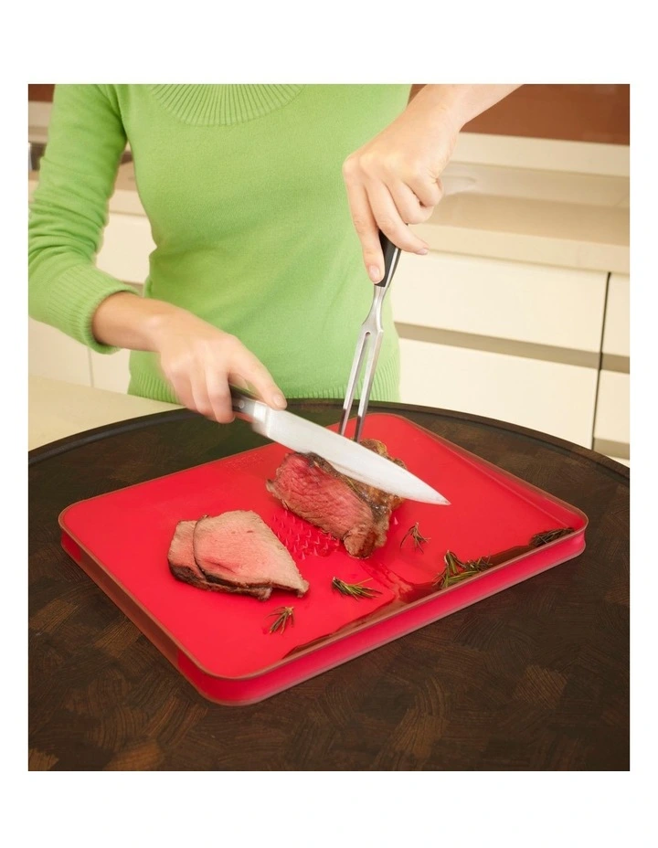 Joseph Joseph Cut & Carve Plus Multi-Purpose Chopping Board Red 4 Joseph Joseph Cut & Carve Plus Multi-Purpose Chopping Board Red - Image 2
