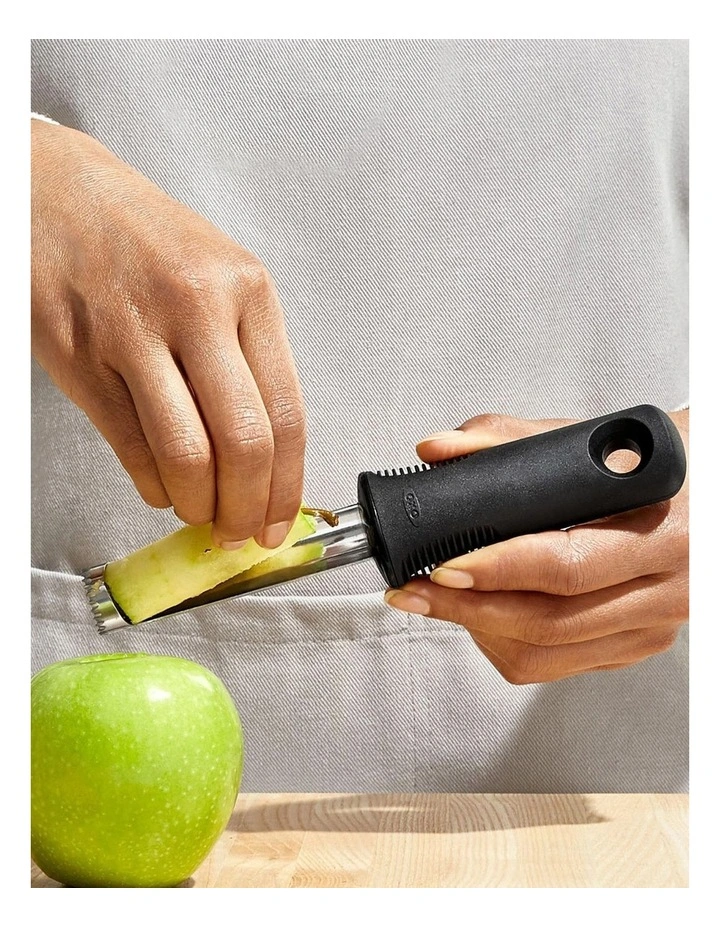 OXO Corer In Black 5 OXO Corer In Black - Image 3