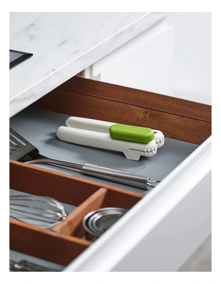 Joseph Joseph Pivot 3-in-1 Can Opener White/Green 7 Joseph Joseph Pivot 3-in-1 Can Opener White/Green - Image 5