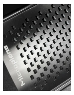 Microplane Gourmet Coarse Grater -Maxwell Williams Store 902665720 2 720x928