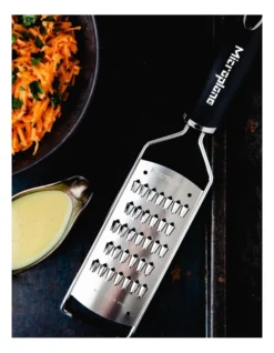 Microplane Gourmet Julienne Grater 6 Microplane Gourmet Julienne Grater -Maxwell Williams Store 902665990 2 720x928