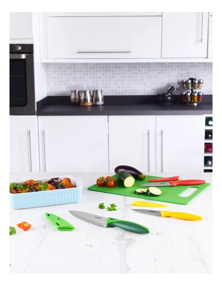 Zyliss Chopping Board & 3 Piece Knife Set Green 5 Zyliss Chopping Board & 3 Piece Knife Set Green - Image 3