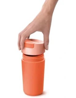 Joseph Joseph Sipp Travel Mug Large 454ml In Coral -Maxwell Williams Store 932988520 4 720x928