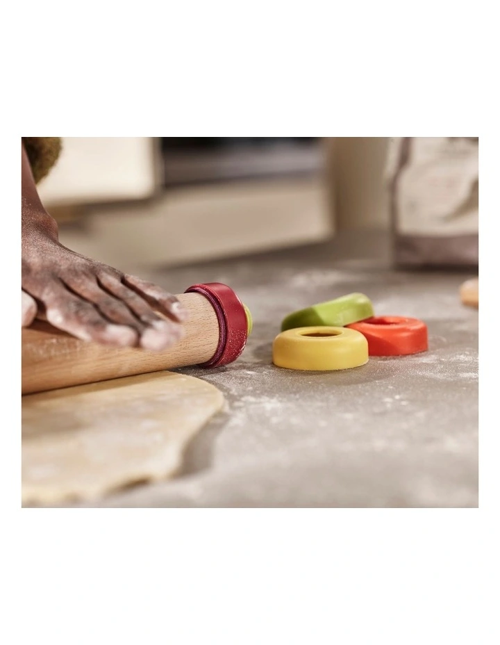 Joseph Joseph PrecisionPin Adjustable Rolling Pin In Multi 6 Joseph Joseph PrecisionPin Adjustable Rolling Pin In Multi - Image 4