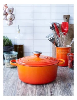 Le Creuset Signature Round Casserole 28cm/6.7Lt In Volcanic -Maxwell Williams Store 934246360 5 720x928