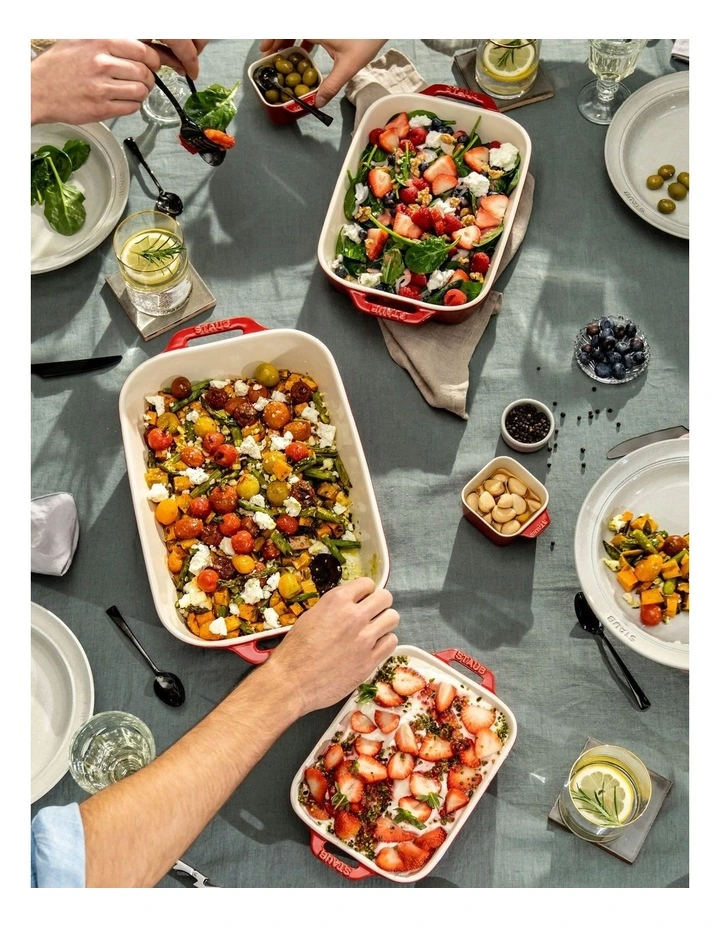 Staub Ceramic Gratin Rectangular 27x20cm In Cherry 6 Staub Ceramic Gratin Rectangular 27x20cm In Cherry - Image 4