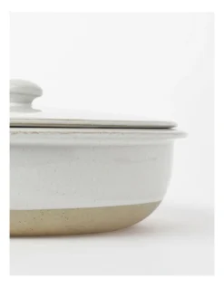 Esperance Wiped Edge Casserole Dish 28x28x12cm In White -Maxwell Williams Store 939674890 5 720x928