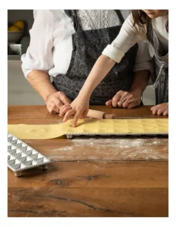 Marcato Ravioli Tray With Rolling Pin 24 Pieces 40mm -Maxwell Williams Store 954137890 4 720x928