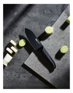 Pro Jet East/West Santoku Knife 13cm In Black -Maxwell Williams Store 963130960 3 720x928