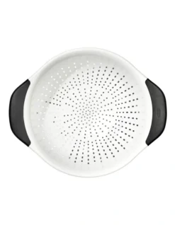 OXO Colander In White -Maxwell Williams Store 965398960 3 720x928