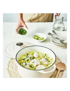 Tefal LOV Cast Iron Beige Stewpot W/lid 29cm/7.4L -Maxwell Williams Store 965543860 4 720x928