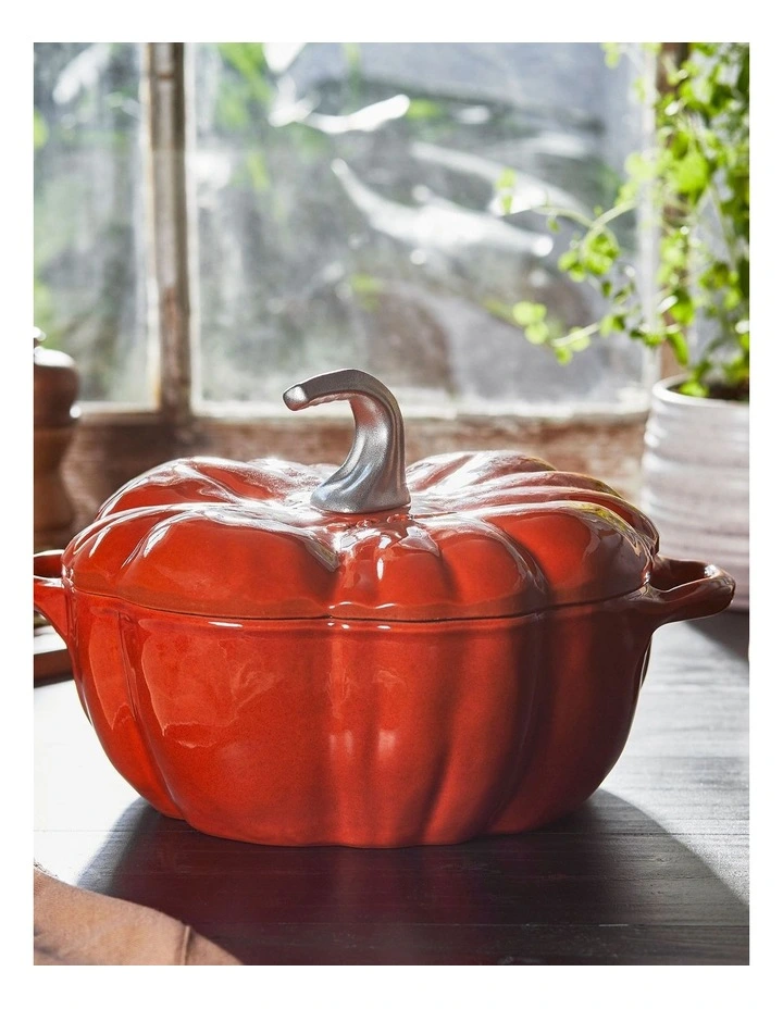Staub Pumpkin Cast Iron Cocotte 24cm In Orange 4 Staub Pumpkin Cast Iron Cocotte 24cm In Orange - Image 2