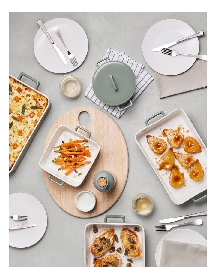 Maxwell & Williams Gift Boxed Epicurious Square Baker 19x7.5cm In Sage 7 Maxwell & Williams Gift Boxed Epicurious Square Baker 19x7.5cm In Sage - Image 5