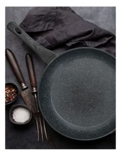 Forged Frying Pan 20cm In Black -Maxwell Williams Store 991180180 2 720x928